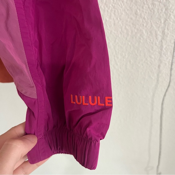 Lululemon Evergreen Anorak Ripened Raspberry / Autumn Red – Size 6 - Picture 9 of 13